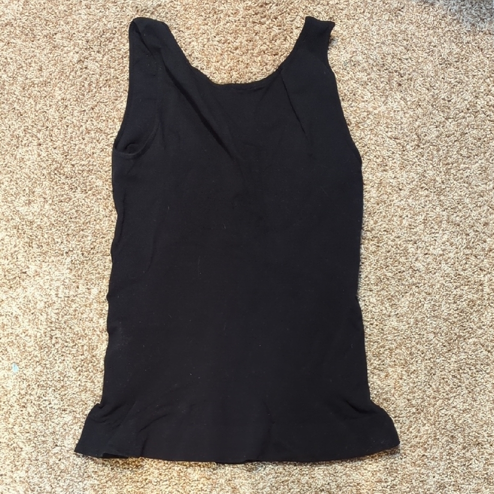 Camishaper Black Sleeveless Tank - Picture 4 of 4